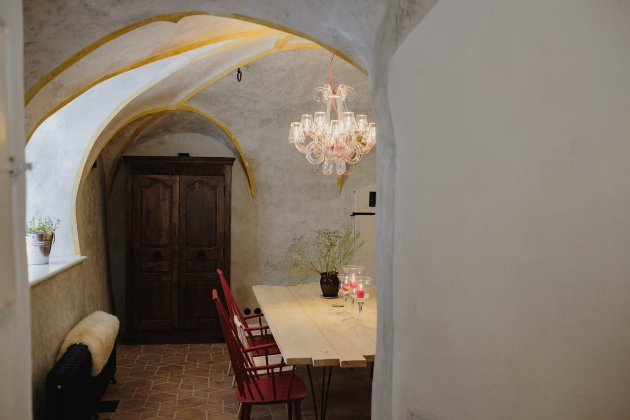 Monastery Garden Bistro & Rooms Чеський Крумлов Екстер'єр фото