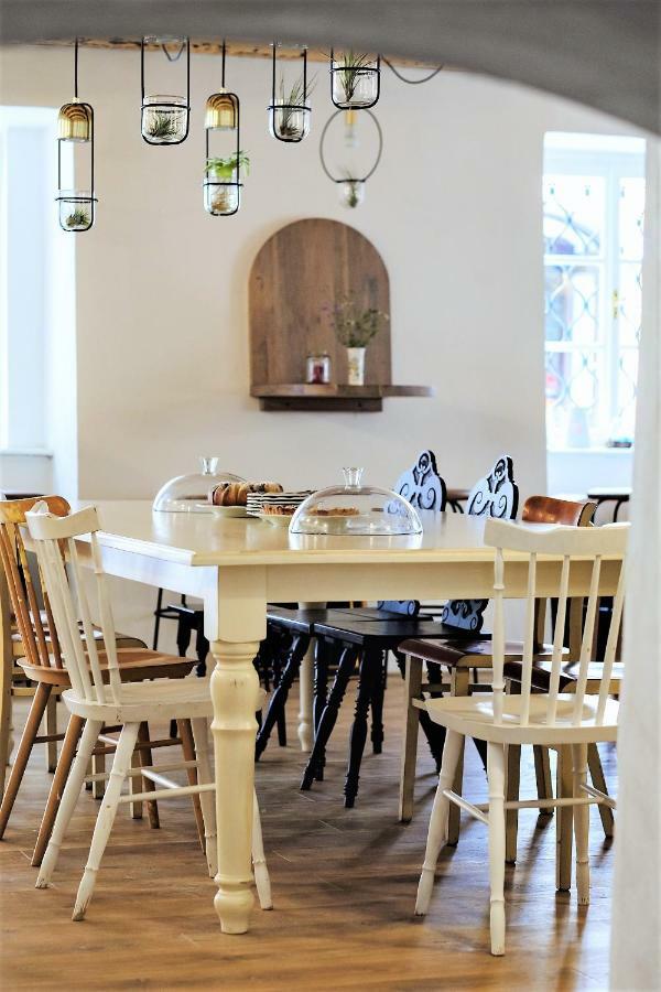 Monastery Garden Bistro & Rooms Чеський Крумлов Екстер'єр фото