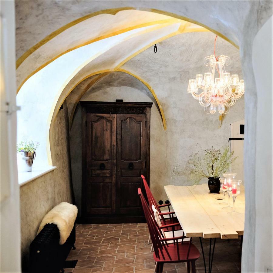 Monastery Garden Bistro & Rooms Чеський Крумлов Екстер'єр фото